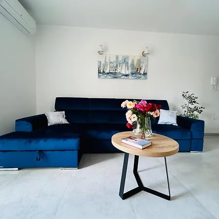 By The Sea Marina, Trogir - 24180 Apartman